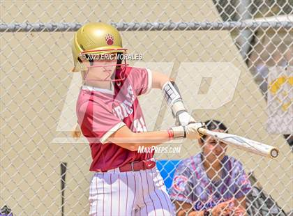 Thumbnail 3 in Clairemont vs. Mission Hills photogallery.