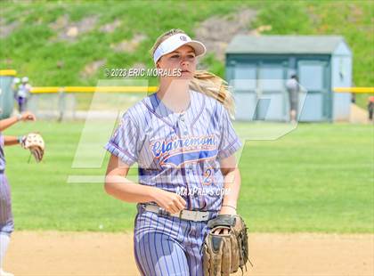 Thumbnail 3 in Clairemont vs. Mission Hills photogallery.
