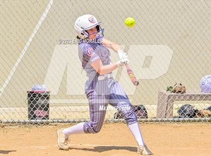 Thumbnail 1 in Clairemont vs. Mission Hills photogallery.