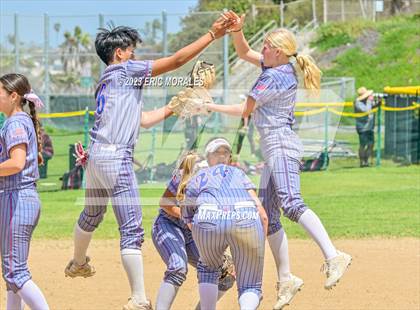 Thumbnail 3 in Clairemont vs. Mission Hills photogallery.