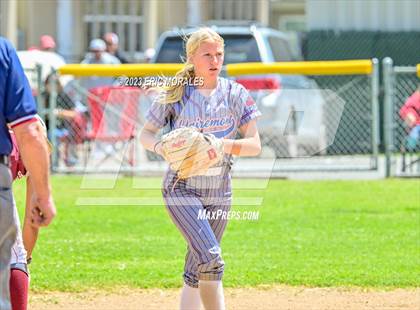 Thumbnail 3 in Clairemont vs. Mission Hills photogallery.