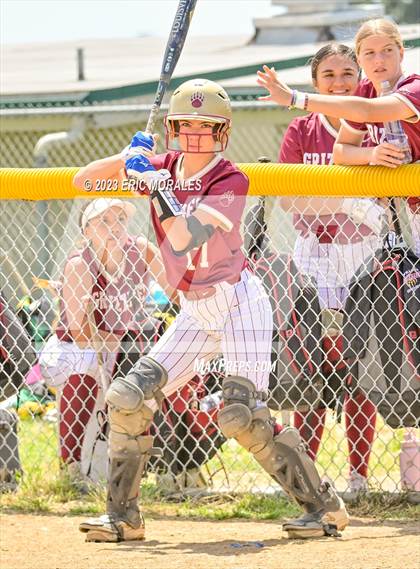 Thumbnail 1 in Clairemont vs. Mission Hills photogallery.