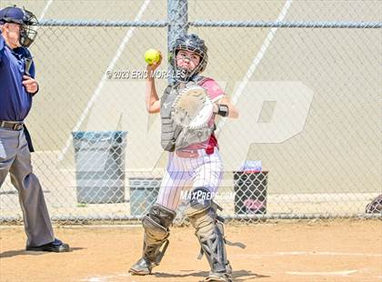 Thumbnail 2 in Clairemont vs. Mission Hills photogallery.