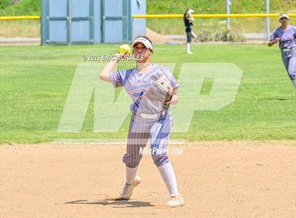 Thumbnail 1 in Clairemont vs. Mission Hills photogallery.