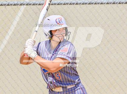 Thumbnail 1 in Clairemont vs. Mission Hills photogallery.