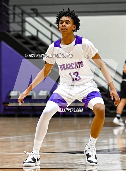 Thumbnail 2 in Wapahani vs Muncie Central (Muncie Central City Invitational) photogallery.