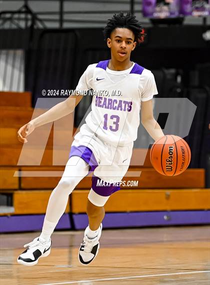 Thumbnail 1 in Wapahani vs Muncie Central (Muncie Central City Invitational) photogallery.