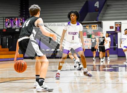 Thumbnail 3 in Wapahani vs Muncie Central (Muncie Central City Invitational) photogallery.