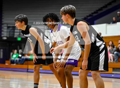 Thumbnail 2 in Wapahani vs Muncie Central (Muncie Central City Invitational) photogallery.