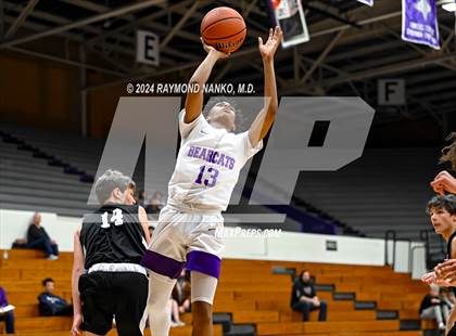 Thumbnail 3 in Wapahani vs Muncie Central (Muncie Central City Invitational) photogallery.