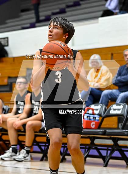 Thumbnail 2 in Wapahani vs Muncie Central (Muncie Central City Invitational) photogallery.