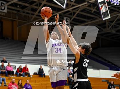 Thumbnail 2 in Wapahani vs Muncie Central (Muncie Central City Invitational) photogallery.