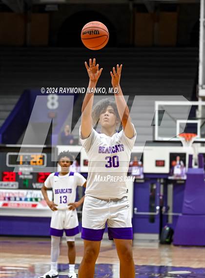Thumbnail 1 in Wapahani vs Muncie Central (Muncie Central City Invitational) photogallery.