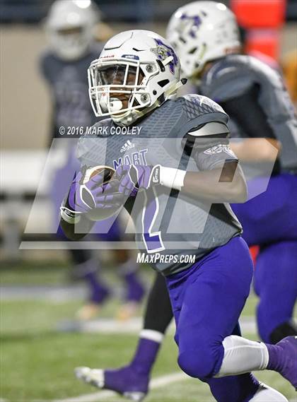 Thumbnail 1 in Crawford vs. Mart (UIL 2A Regional Playoff) photogallery.