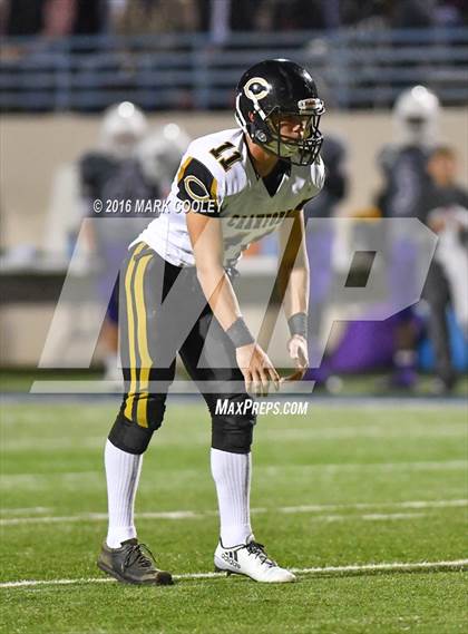 Thumbnail 3 in Crawford vs. Mart (UIL 2A Regional Playoff) photogallery.