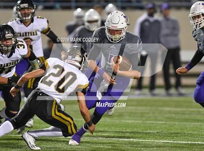 Thumbnail 1 in Crawford vs. Mart (UIL 2A Regional Playoff) photogallery.