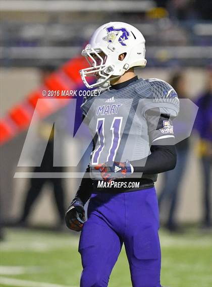 Thumbnail 2 in Crawford vs. Mart (UIL 2A Regional Playoff) photogallery.