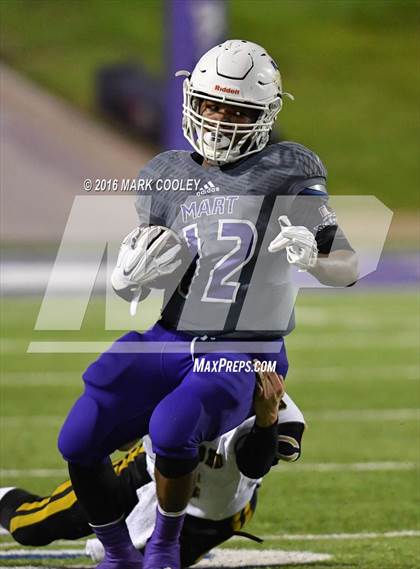 Thumbnail 1 in Crawford vs. Mart (UIL 2A Regional Playoff) photogallery.