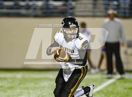 Thumbnail 2 in Crawford vs. Mart (UIL 2A Regional Playoff) photogallery.