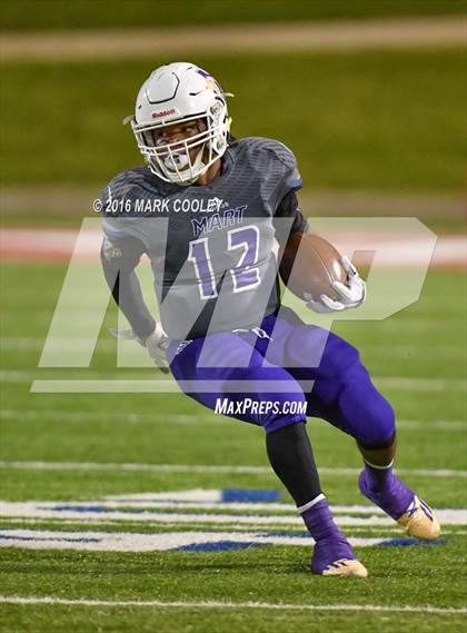Thumbnail 3 in Crawford vs. Mart (UIL 2A Regional Playoff) photogallery.