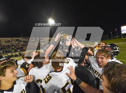 Thumbnail 3 in Crawford vs. Mart (UIL 2A Regional Playoff) photogallery.