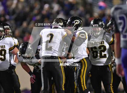 Thumbnail 3 in Crawford vs. Mart (UIL 2A Regional Playoff) photogallery.