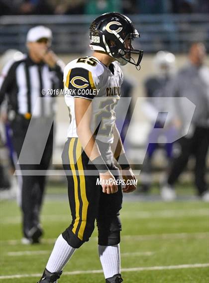Thumbnail 2 in Crawford vs. Mart (UIL 2A Regional Playoff) photogallery.