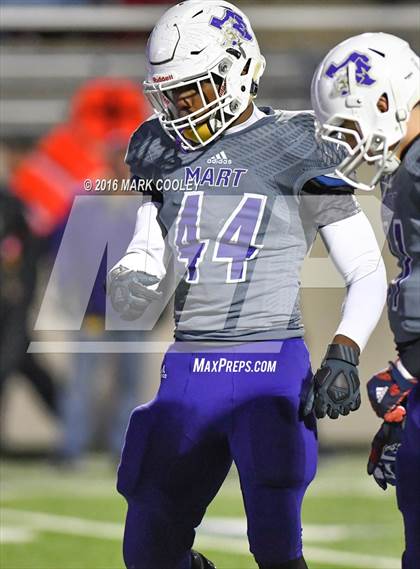 Thumbnail 3 in Crawford vs. Mart (UIL 2A Regional Playoff) photogallery.