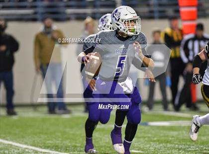 Thumbnail 3 in Crawford vs. Mart (UIL 2A Regional Playoff) photogallery.