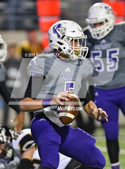 Thumbnail 3 in Crawford vs. Mart (UIL 2A Regional Playoff) photogallery.