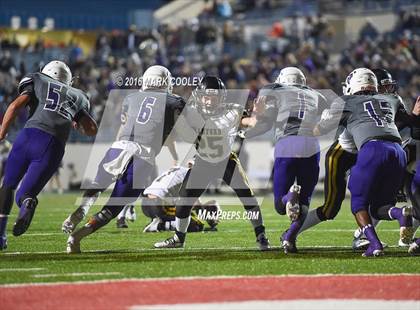 Thumbnail 3 in Crawford vs. Mart (UIL 2A Regional Playoff) photogallery.