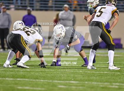 Thumbnail 1 in Crawford vs. Mart (UIL 2A Regional Playoff) photogallery.