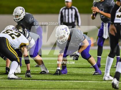 Thumbnail 3 in Crawford vs. Mart (UIL 2A Regional Playoff) photogallery.