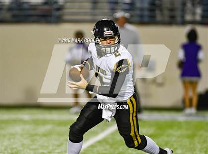 Thumbnail 1 in Crawford vs. Mart (UIL 2A Regional Playoff) photogallery.