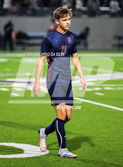 Thumbnail 1 in Tompkins vs Jersey Village (UIL 6A Regional Final) photogallery.