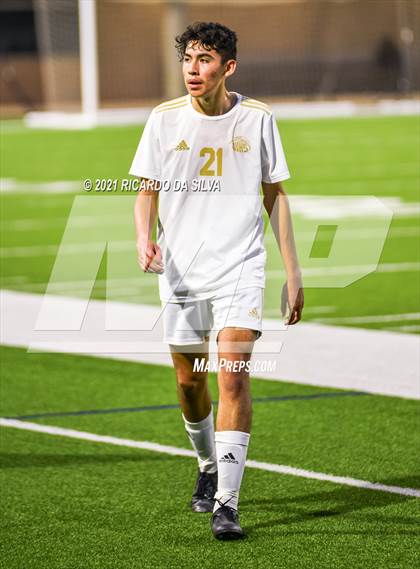 Thumbnail 2 in Tompkins vs Jersey Village (UIL 6A Regional Final) photogallery.