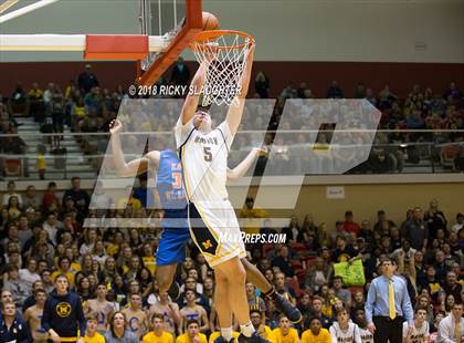Thumbnail 1 in East St. Louis @ Marion (IHSA 3A Sectional) photogallery.