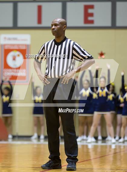 Thumbnail 1 in East St. Louis @ Marion (IHSA 3A Sectional) photogallery.