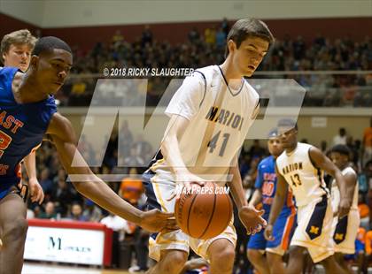 Thumbnail 2 in East St. Louis @ Marion (IHSA 3A Sectional) photogallery.