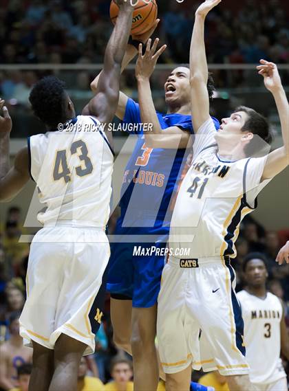 Thumbnail 3 in East St. Louis @ Marion (IHSA 3A Sectional) photogallery.