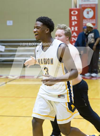 Thumbnail 2 in East St. Louis @ Marion (IHSA 3A Sectional) photogallery.