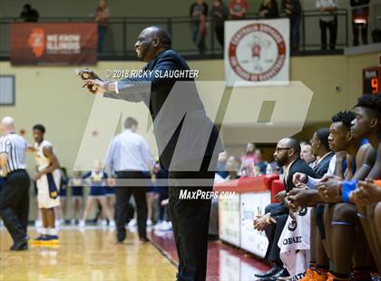Thumbnail 2 in East St. Louis @ Marion (IHSA 3A Sectional) photogallery.