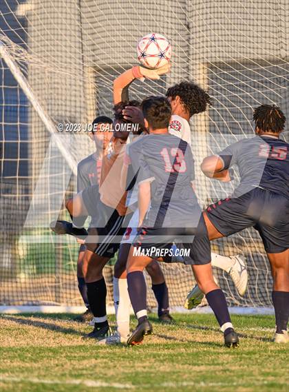 Thumbnail 2 in SA Roosevelt vs Lee photogallery.
