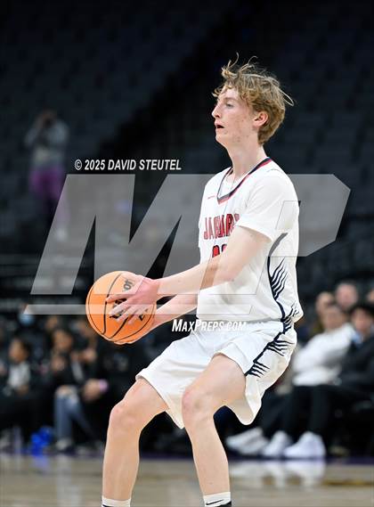 Thumbnail 3 in Diamond Ranch vs. International (CIF State D5 Final) photogallery.
