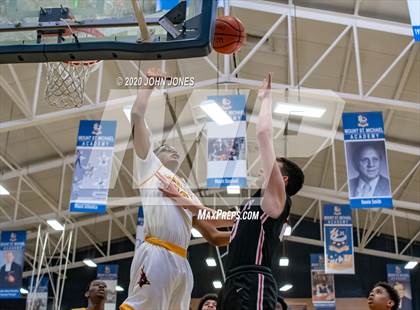 Thumbnail 1 in Cardinal Hayes vs Albany Academy for Boys (Empire Invitational) photogallery.