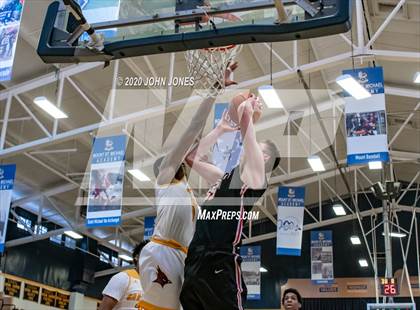 Thumbnail 2 in Cardinal Hayes vs Albany Academy for Boys (Empire Invitational) photogallery.