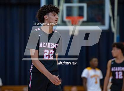Thumbnail 3 in Cardinal Hayes vs Albany Academy for Boys (Empire Invitational) photogallery.