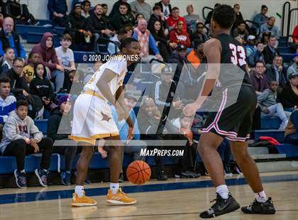 Thumbnail 1 in Cardinal Hayes vs Albany Academy for Boys (Empire Invitational) photogallery.