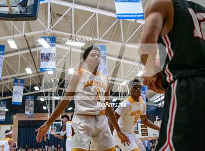 Thumbnail 1 in Cardinal Hayes vs Albany Academy for Boys (Empire Invitational) photogallery.