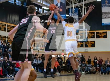 Thumbnail 3 in Cardinal Hayes vs Albany Academy for Boys (Empire Invitational) photogallery.